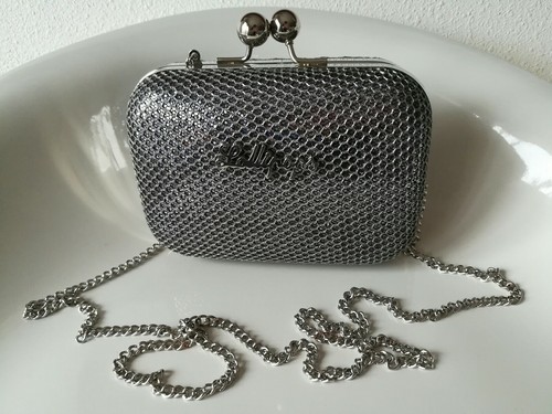 Magnifique pochette argenter - magnifique,