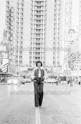 Mireille mathieu exclusive - *,