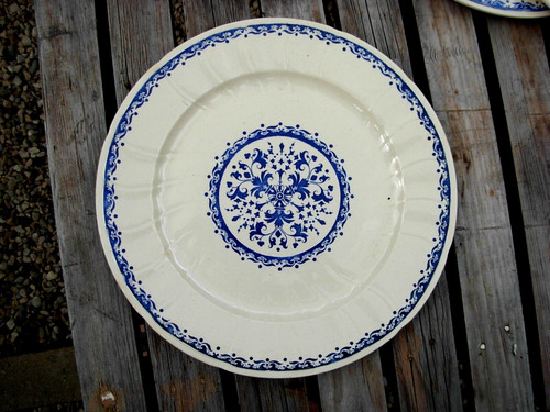 Belle assiette bleue - , ancienne