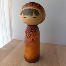 Poupée japonaise en bois