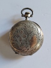 JOLIE MONTRE DE COL ancienne, en argent. 18 grammes a reviser
