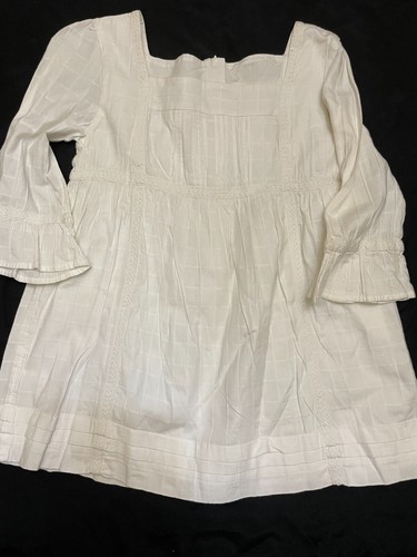 Robe ancienne enfant