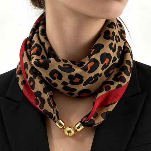 Leopard print magnetic buckle - leopard,