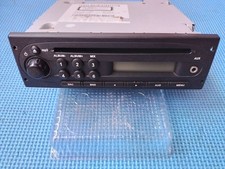 Autoradio RENAULT Twingo II Kangoo 2 CD-Aux 281112331R prise ISO, avec son code