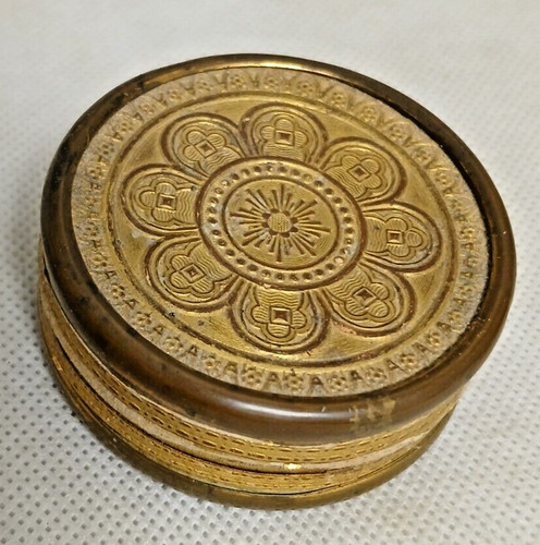 Jolie boîte carton - en,