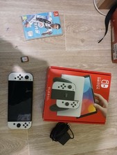 Nintendo Switch Modèle OLED HEG-001 Console Portable - 64Go - Blanc