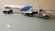 IXO 1/43. CAMION CITERNE US