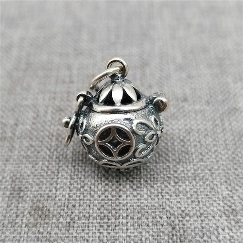Pendentif médaillon pendentif