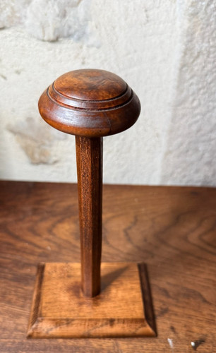 Porte chapeau support - porte,
