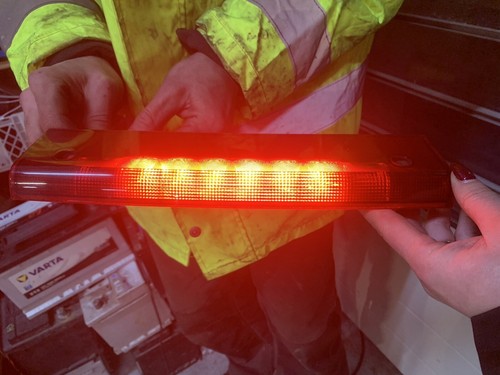 3eme feu stop feux arriere - 3eme,