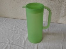 Ancien Broc Pichet avec couvercle en plastique Vert 1L200