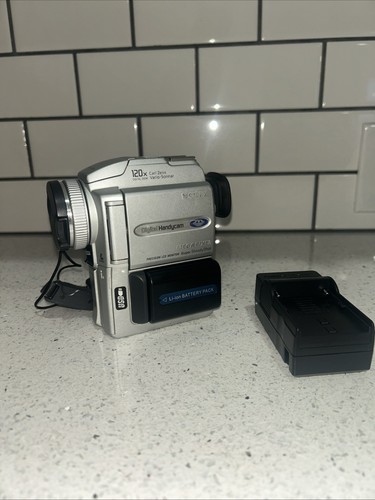 Sony dcr pc110 digital - sony,