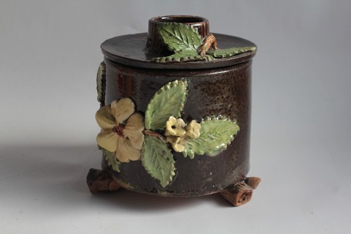 Ancien pot couvert barbotine - ancien,