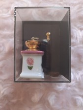 Miniature Moulin À Café En Porcelaine Reutter