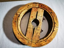 ANCIENNE ROUE EN BOIS POULIE