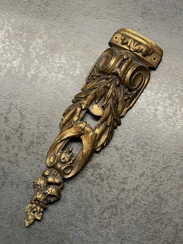 Garniture ornement pied - garniture,