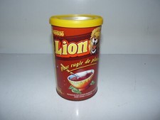 ancienne boite tôle lion