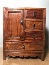 Cabinet de meubles carrés de sculpture en bois chinois de Huang Huali de 15,2