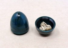 Petite boite ancienne pour