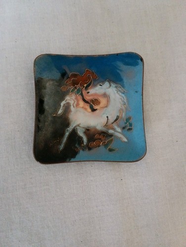 Petite coupelle signé cheval - signé,
