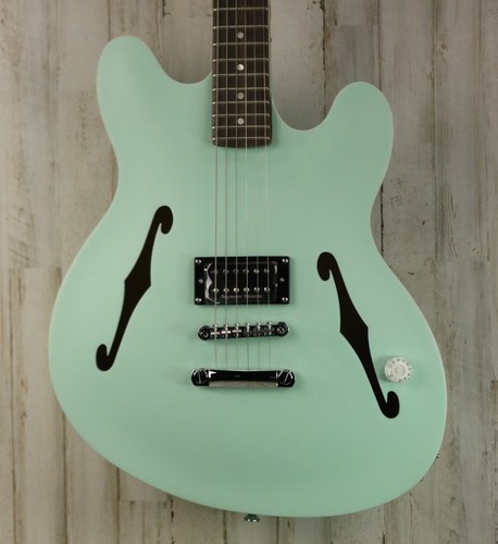 Used fender tom delonge - fender,