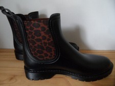 BOTTINES     POINTURE   38