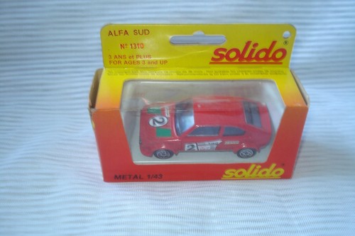 Solido 1310 alfa - 1310, rouge