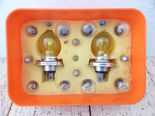 Ancienne boîte ampoules - boîte, de