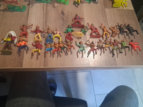 Lot figurines plastique - en,