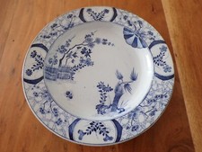 CREIL ET MONTEREAU  Plat creux