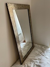 Grand miroir design, style industriel, couleurs gris de Payne et anthracite