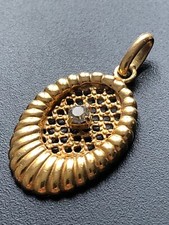 Joli petit PENDENTIF en PLAQUE OR avec petit BRILLANT STRASS vintage