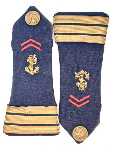 016686 épaulette marine
