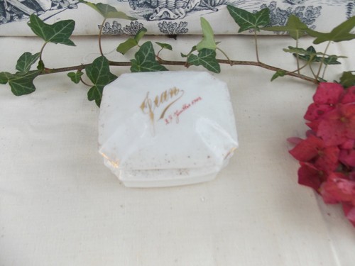 Ancienne boite porcelaine - ancienne, en