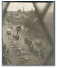 France, Bully-les-Mines, Exposition d'armes  Vintage silver print. 3 canons