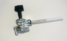 UN ROBINET ESSENCE PETCOCK