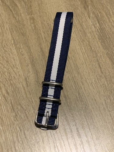 Bracelet montre nato neuf - de,