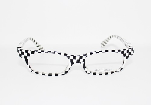 500 petites lunettes - 500€, de