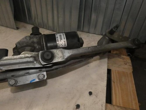 Moteur essuie glace avant
