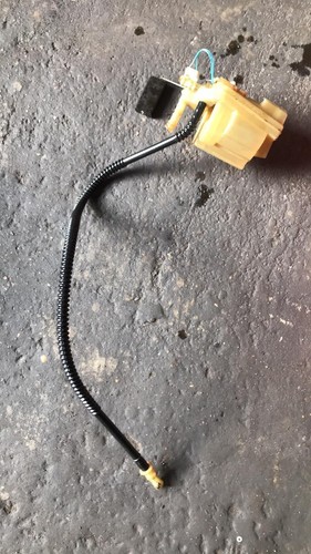 Pompe réservoir carburant