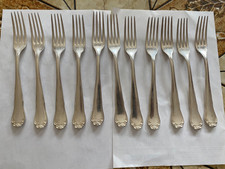 ensemble de 11 couverts