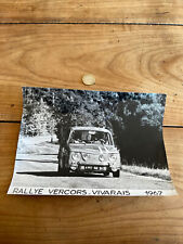 photo ancienne compétition N251 rallye vercors vivarais 1967 renault 8 gordini