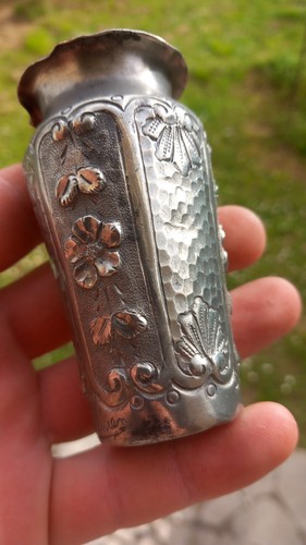 Vase etain art ciselé - etain,
