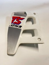 Carénage avant gauche Suzuki 125 TSR - SF15A