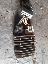 regulateur quad 400 can-am