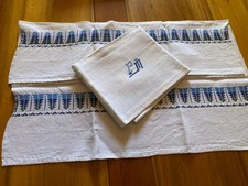 Linge Ancien 12 Serviettes de table monogrammées PM et brodé 