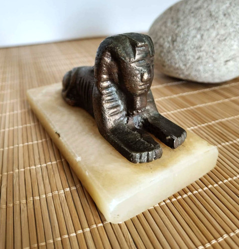 Sphinx égyptien ancien - ancien, bronze