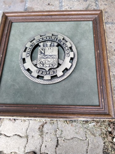 Insigne militaire encadré - , «