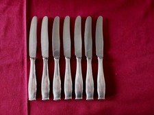 7 Couteaux De table en métal argenté Gulden modèle Art Déco 
