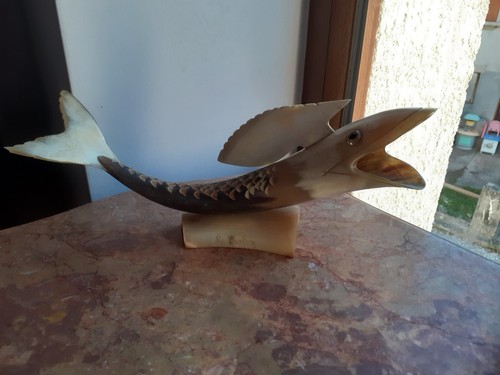 Ancien poisson sculpté - ancien,